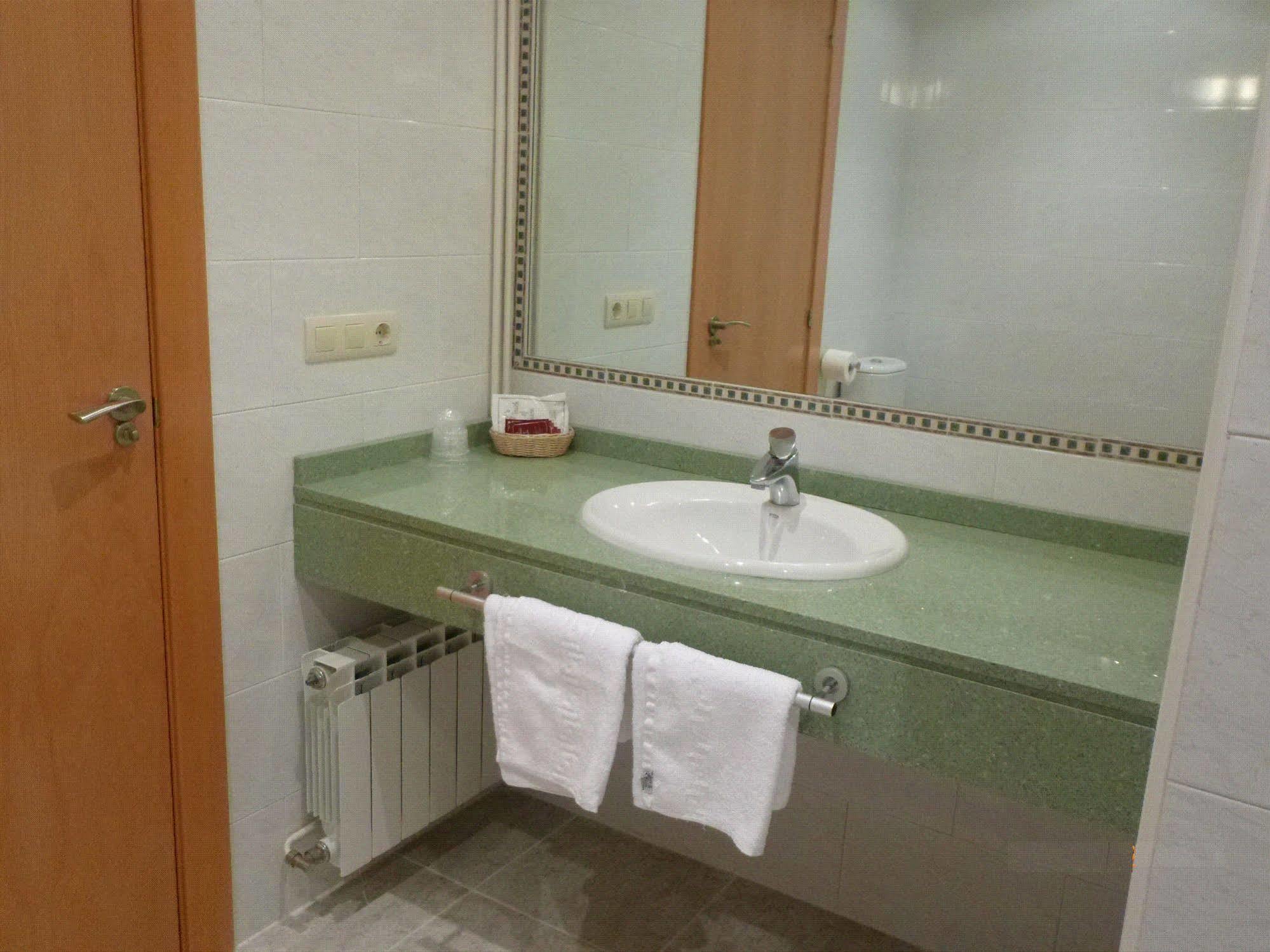 Hotel Alisa Lerma Extérieur photo